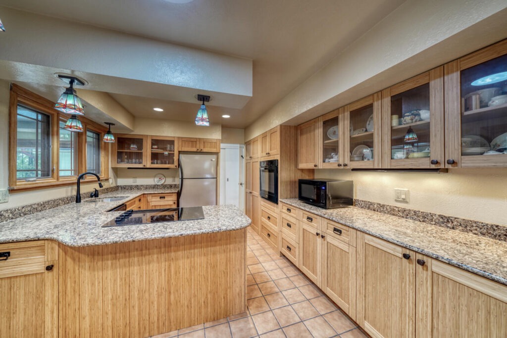 2847 Marilyn Rd Colorado Springs Co 80909 Kitchen