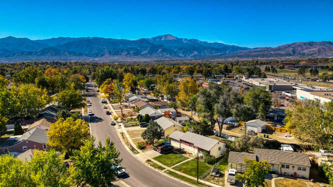 How Much Does It Cost to Buy a House in Colorado Springs?