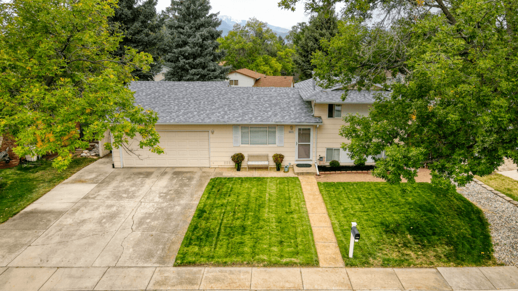Colorado Springs Crimson Cir Holly Hills 3