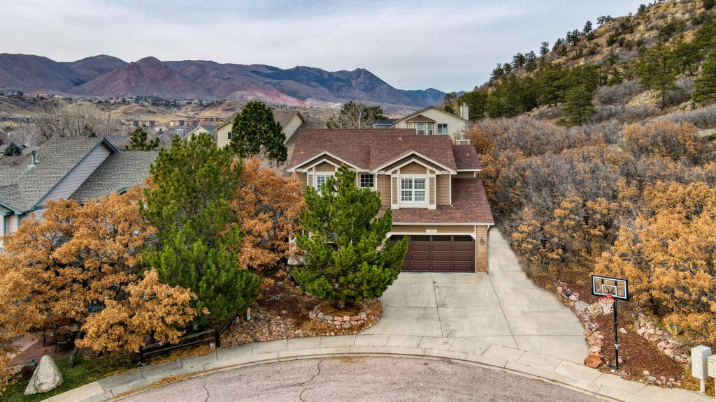 Oakley Ct Colorado Popes Bluff09 1