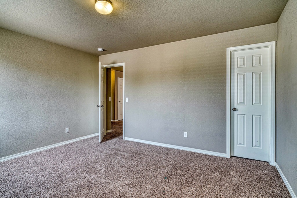 4023 Creek Legend View Print 039 046 Bedroom 4200x2800 300dpi