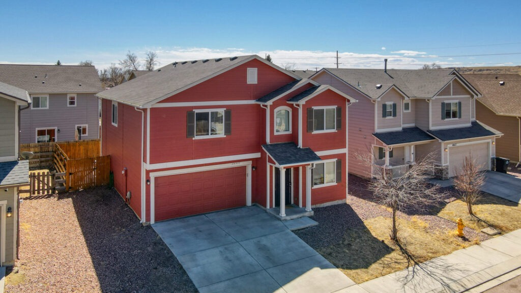 Colorado Springs Home In Greencrest 1080 005