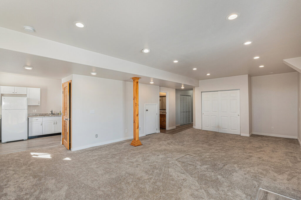 025 P1237410