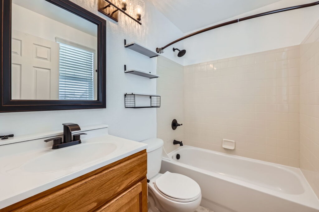 14279 White Peak Dr. Web Quality 023 27 2nd Floor Bathroom