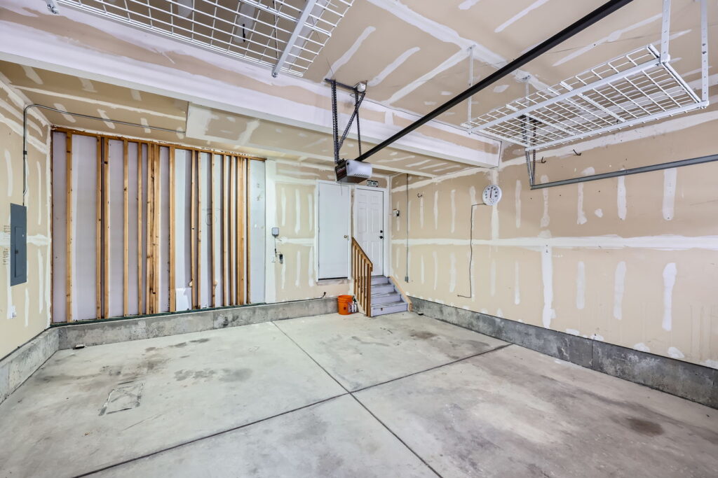 14279 White Peak Dr. Web Quality 026 30 Garage Interior