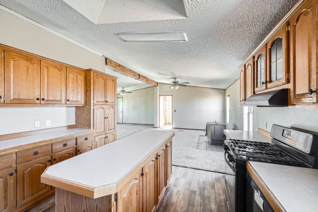 15270 Storybook Ln Web Quality 012 14 Kitchen