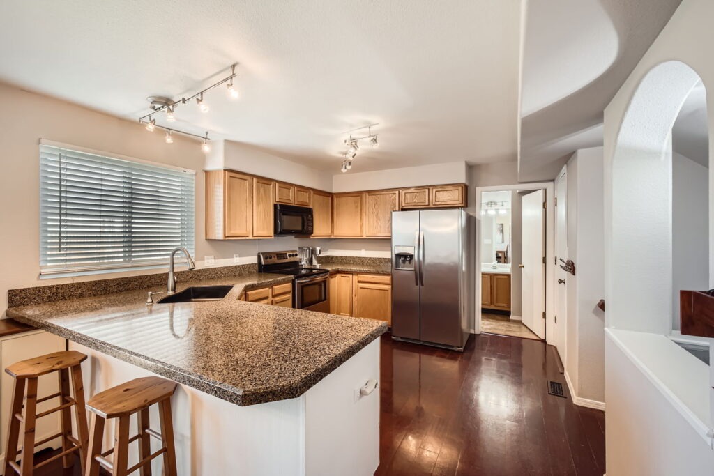 827 Barn Owl Dr Web Quality 008 10 Kitchen