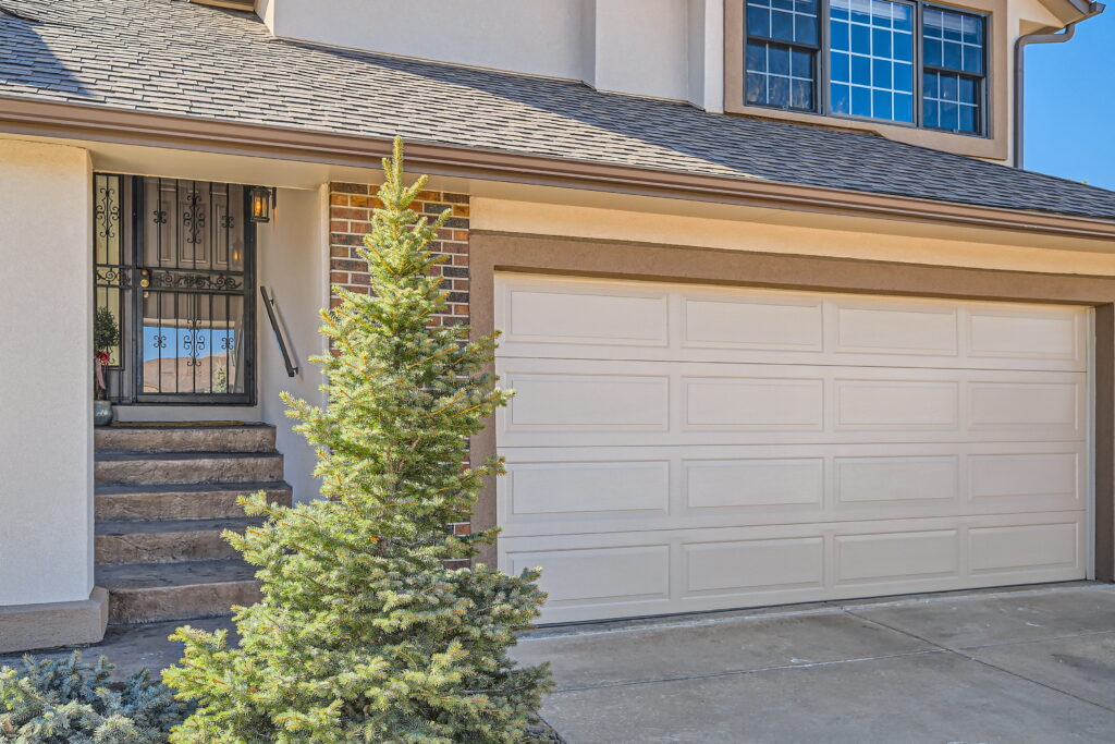 655 Rembrandt Ct Print Quality 003 03 Exterior Front Entry