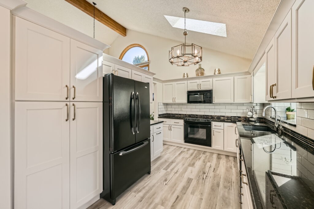 655 Rembrandt Ct Print Quality 009 11 Kitchen