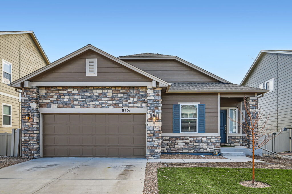8151 Glory Dr Glory Dr Web Quality 001 01 Exterior Front