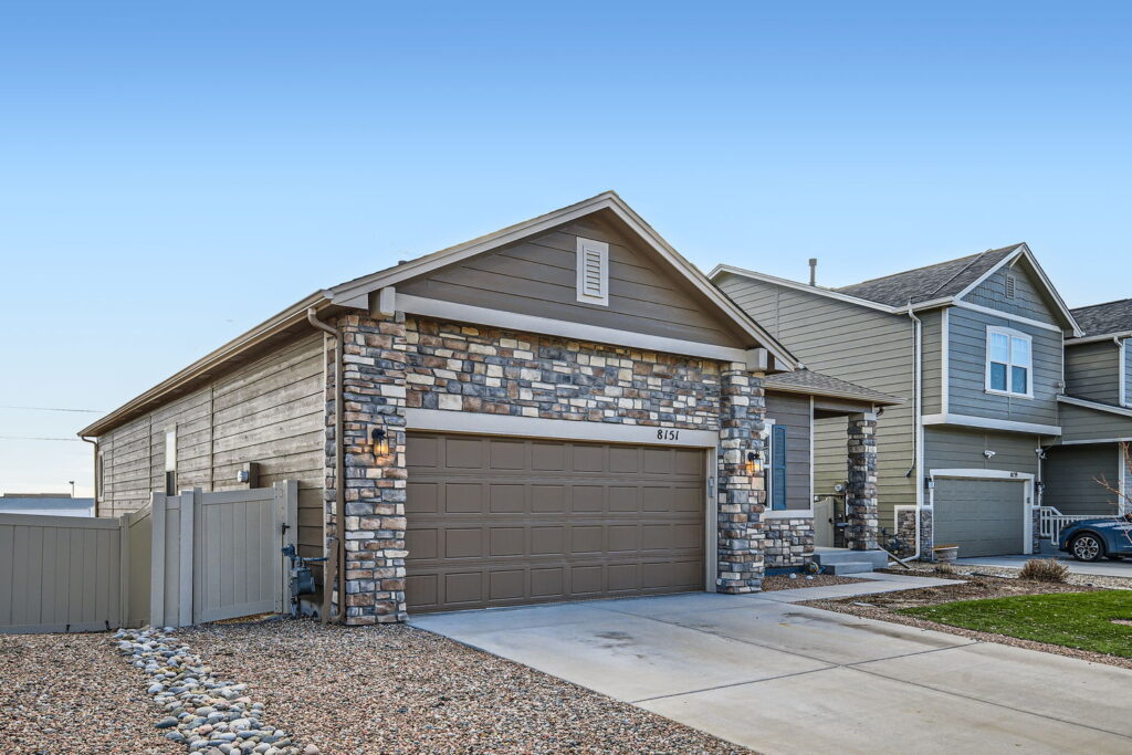 8151 Glory Dr Glory Dr Web Quality 004 02 Exterior Front