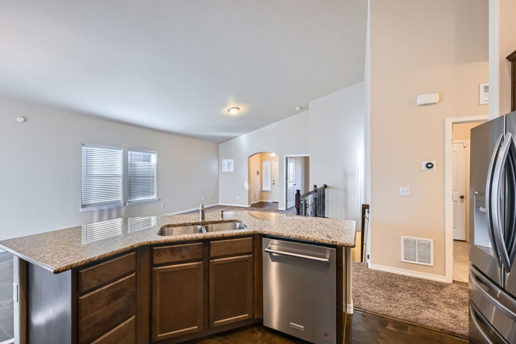 8151 Glory Dr Glory Dr Web Quality 013 11 Kitchen