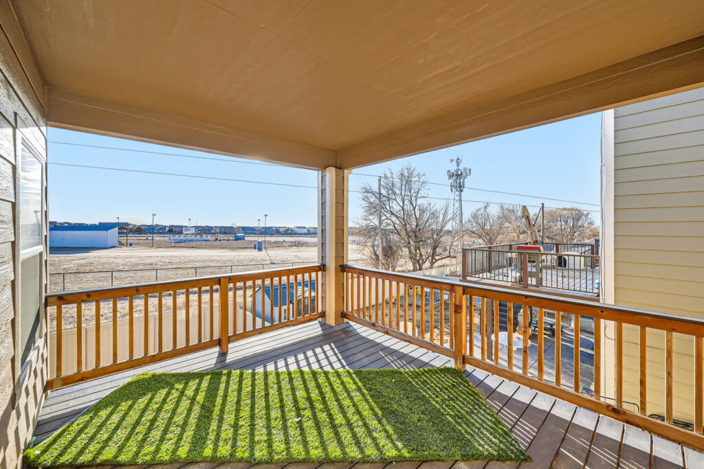 8151 Glory Dr Glory Dr Web Quality 029 38 Deck