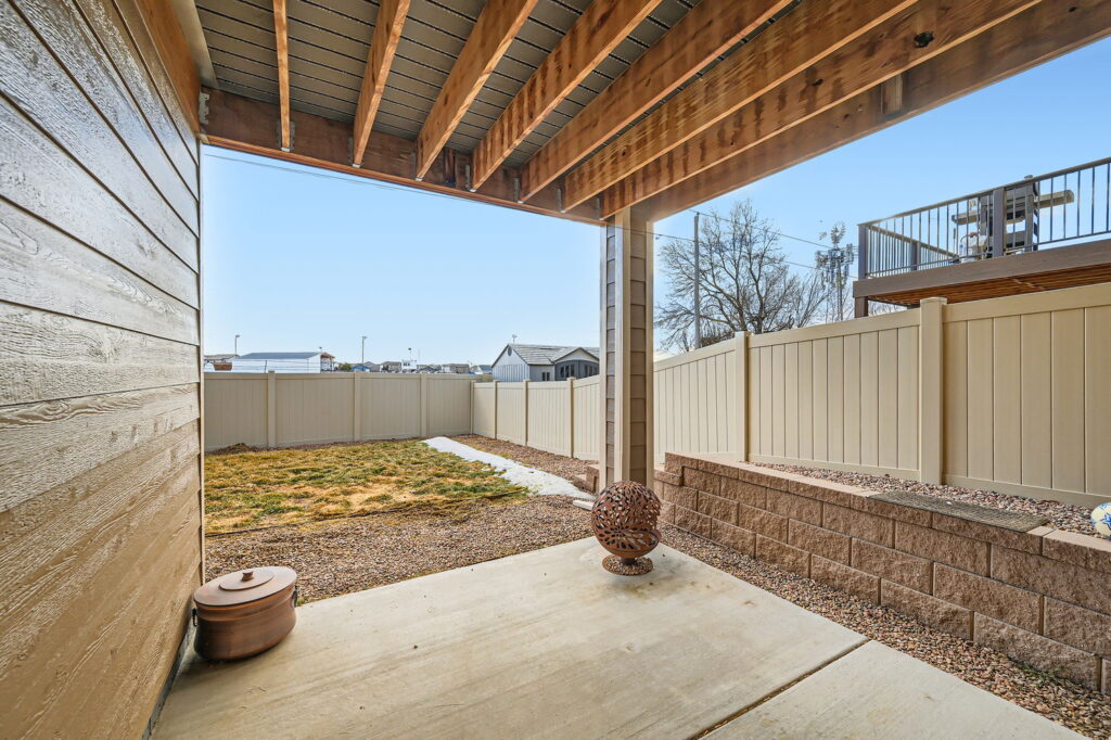 8151 Glory Dr Glory Dr Web Quality 030 39 Patio