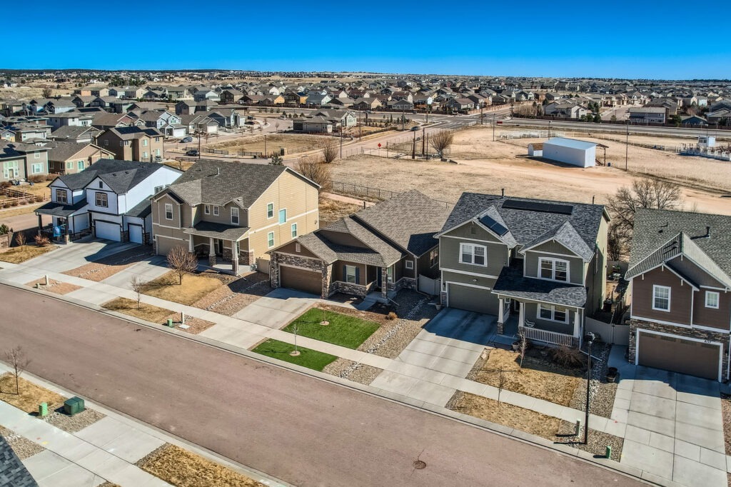 8151 Glory Dr Web Quality 002 02 Exterior Front