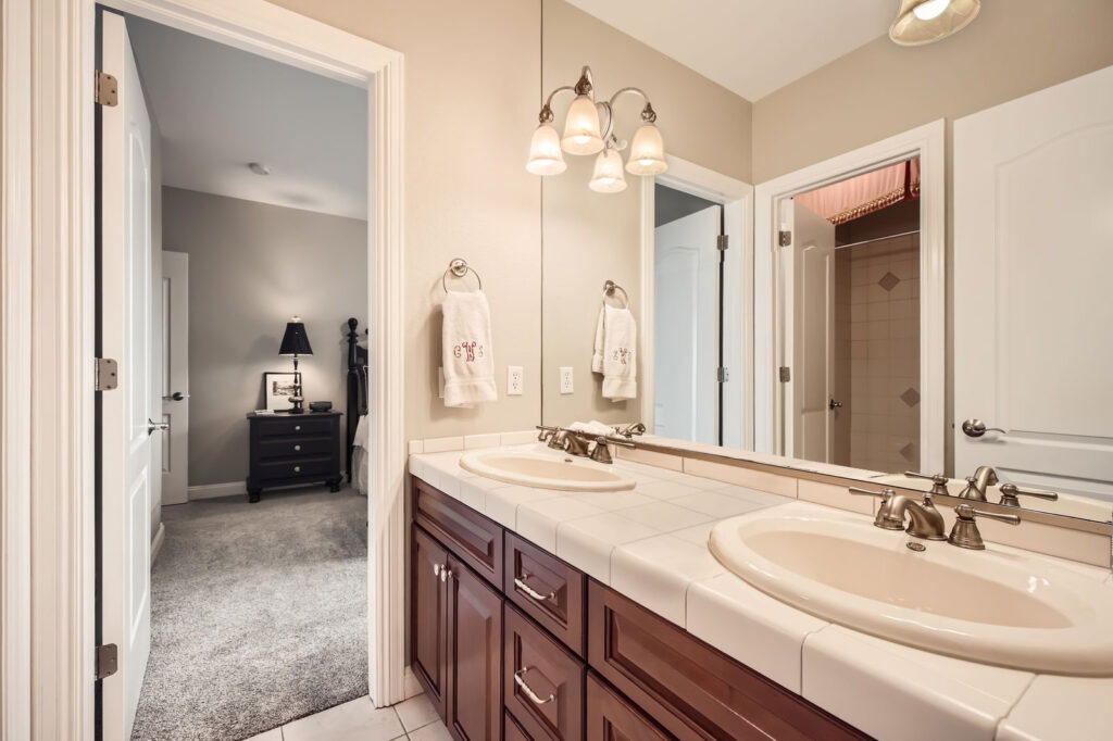 16145 Open Sky Way Web Quality 030 43 2nd Floor Jack And Jill Bathroom