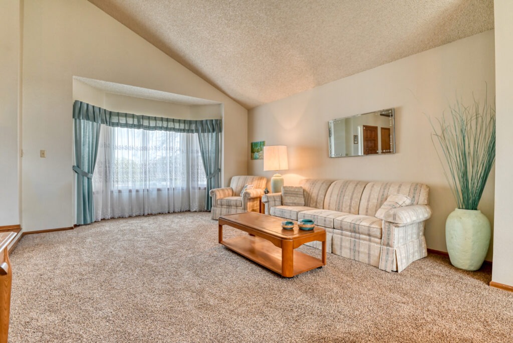 Broadmoor Bluffs Dr 15