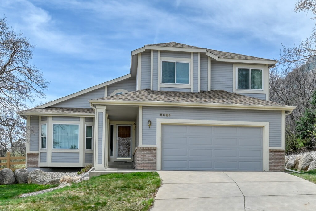 Broadmoor Bluffs Dr 2
