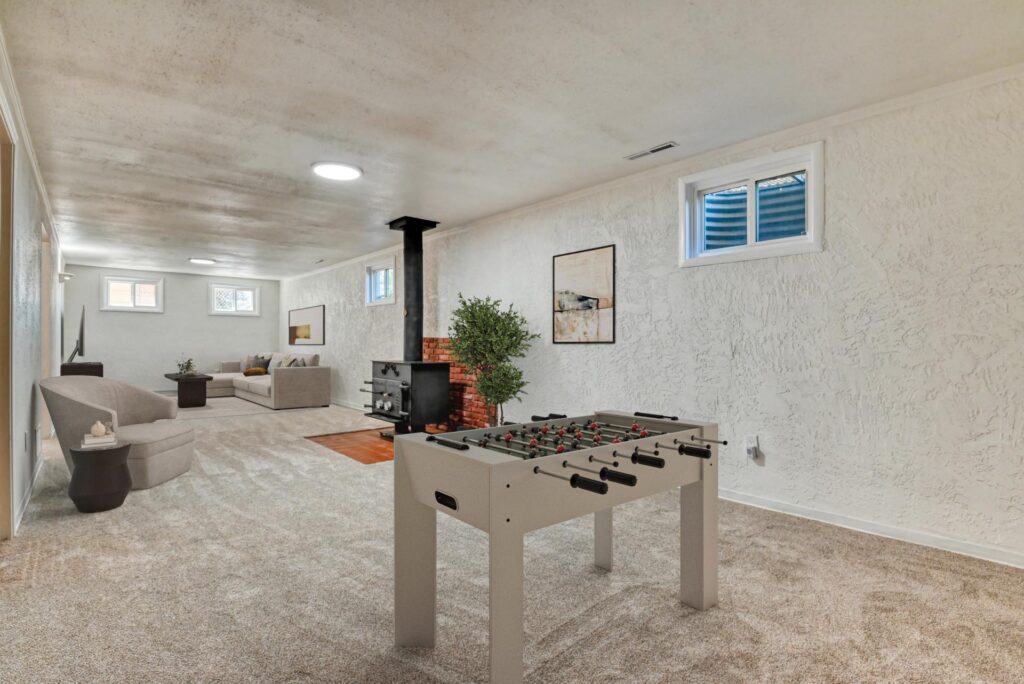 Montclair St 34 Rec Room
