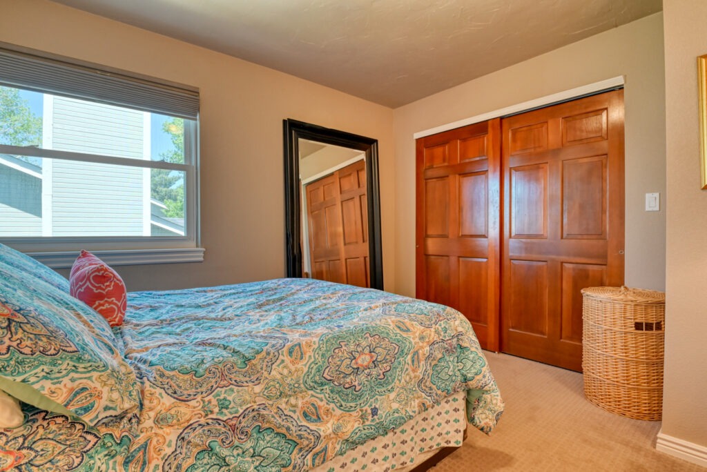 Topsail Dr 64