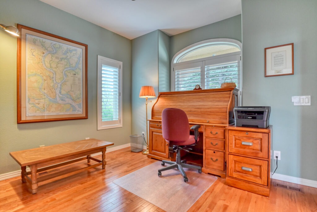 Spanish Oak Terr 13