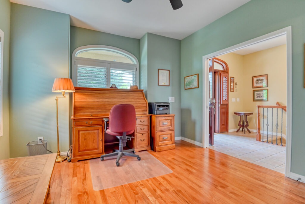 Spanish Oak Terr 15