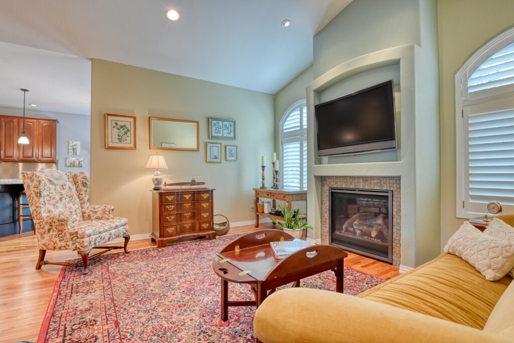 Spanish Oak Terr 21
