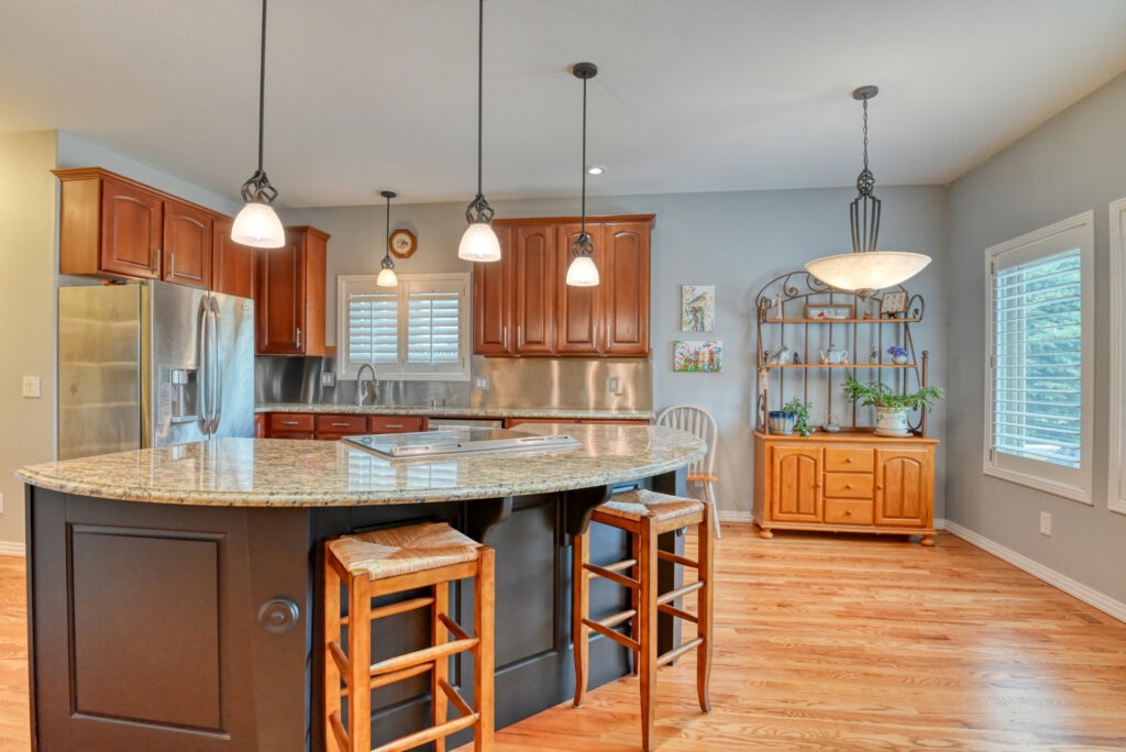 Spanish Oak Terr 25