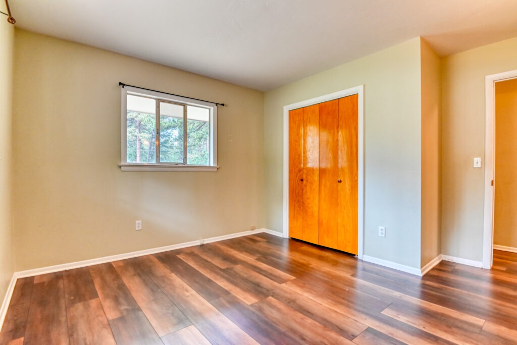 Teller Ln 31