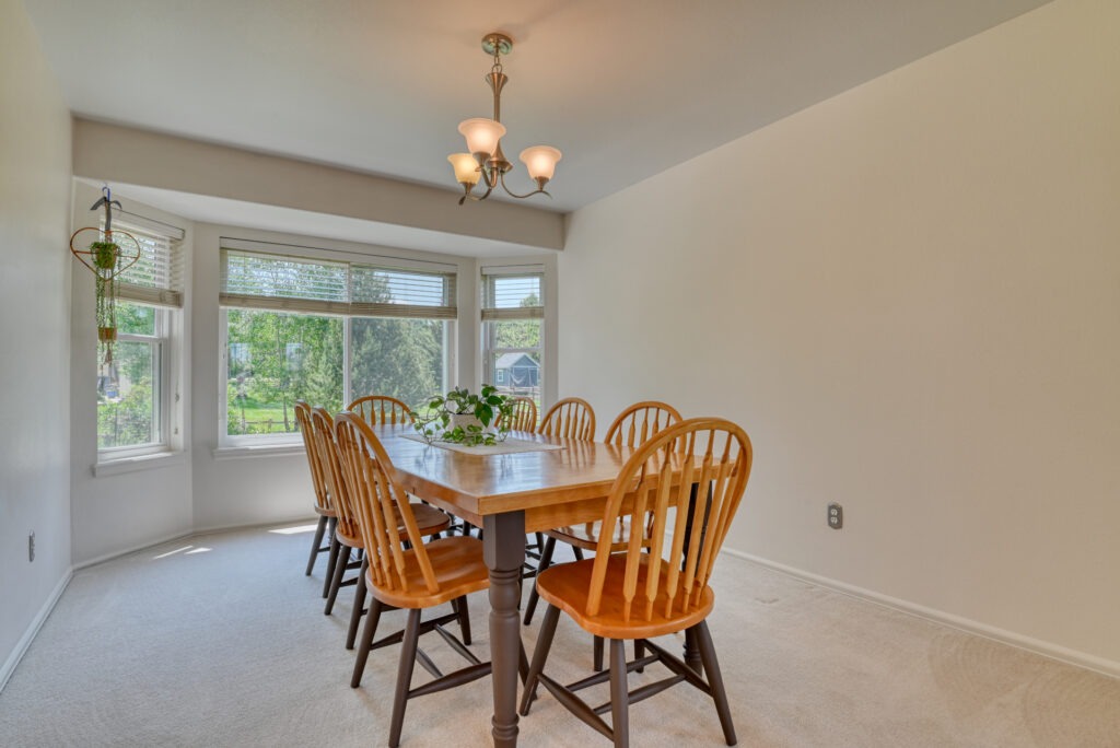 True Vista Cir 16