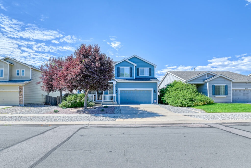 Eagle Canyon Dr 1