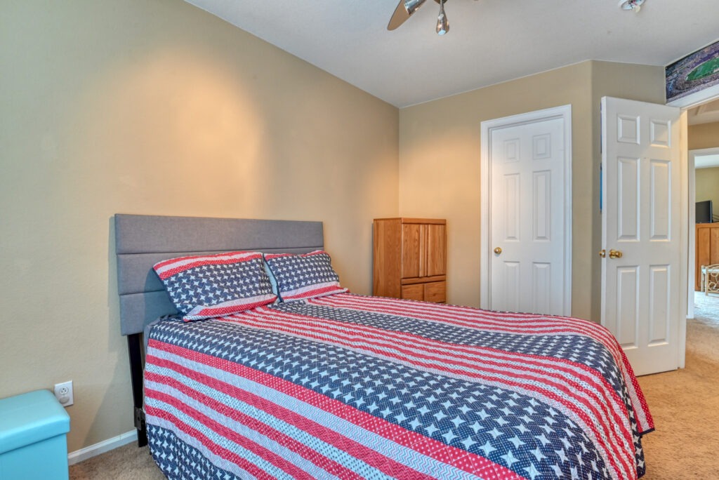 Eagle Canyon Dr 68