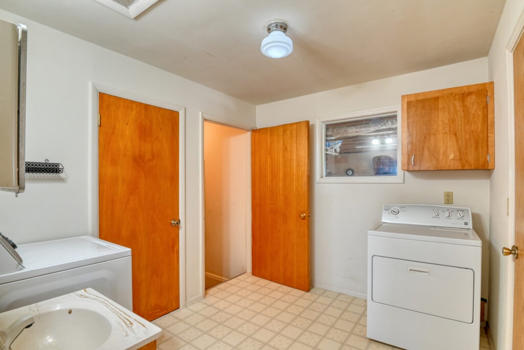 375 N Rush Rd 22