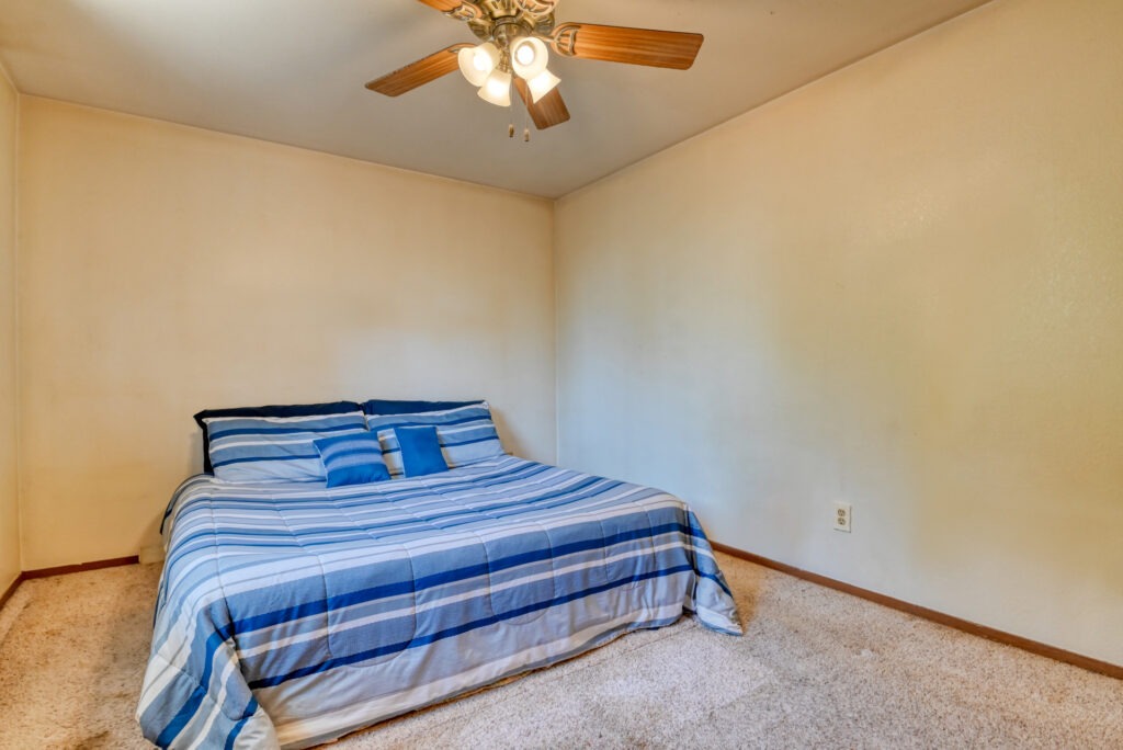 Eastcrest Cir W 23