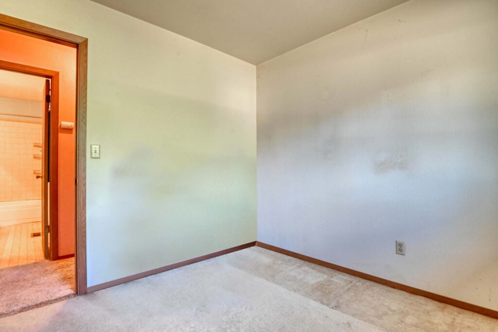 Eastcrest Cir W 29