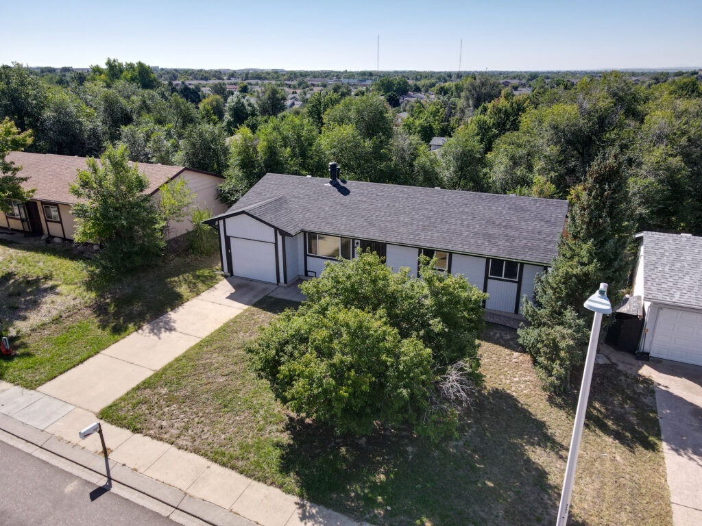 Eastcrest Cir W 36
