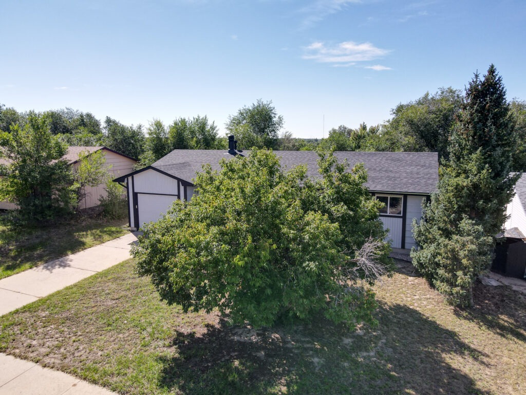 Eastcrest Cir W 43
