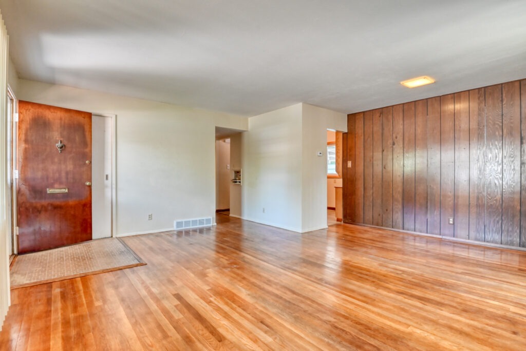 N Meade Ave 20