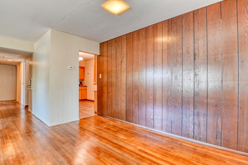 N Meade Ave 25