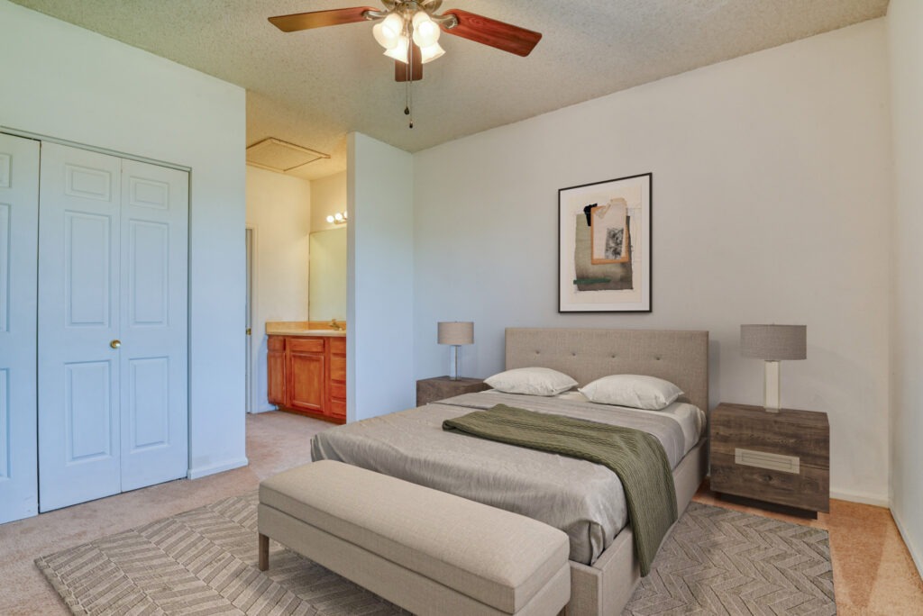 Autumn Ridge Circle 34