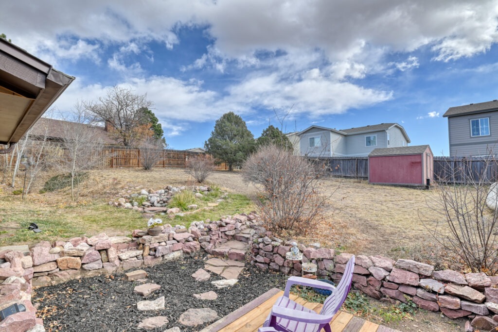 Yarrow Pl 24