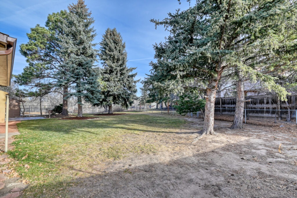 Brook Park Dr 19