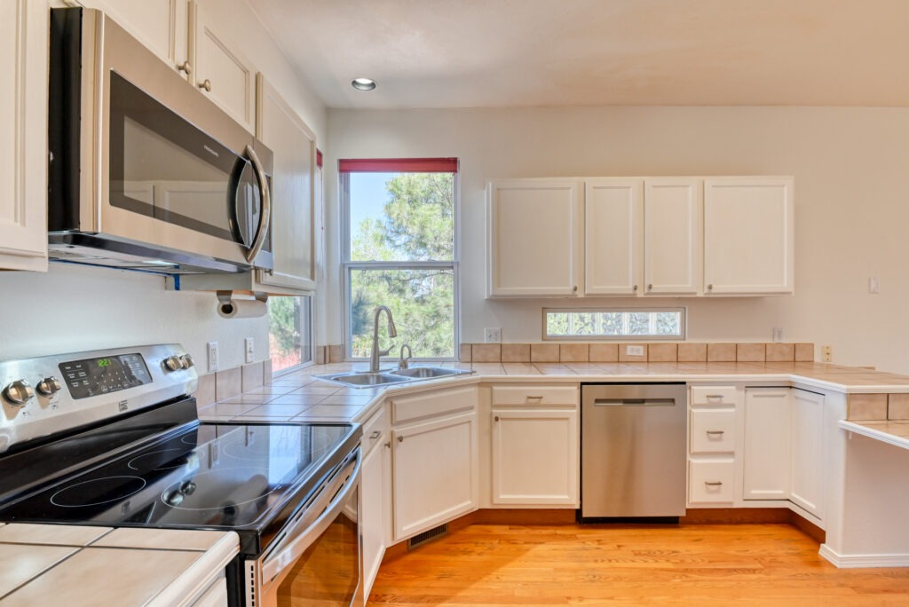 Balsam St 26