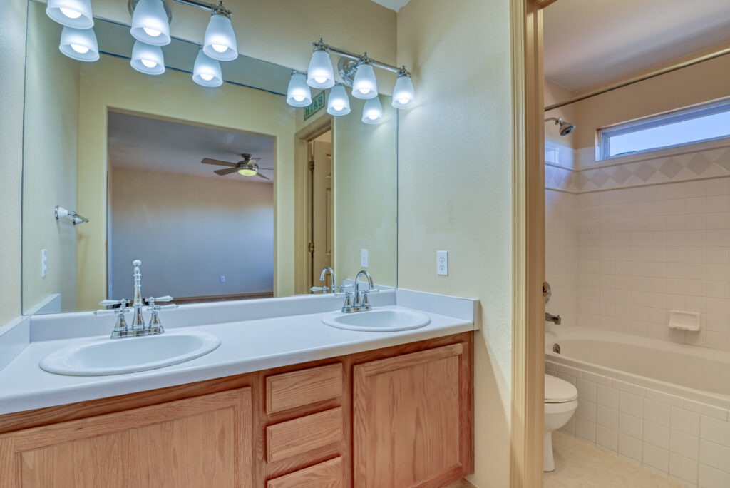 Balsam St 43
