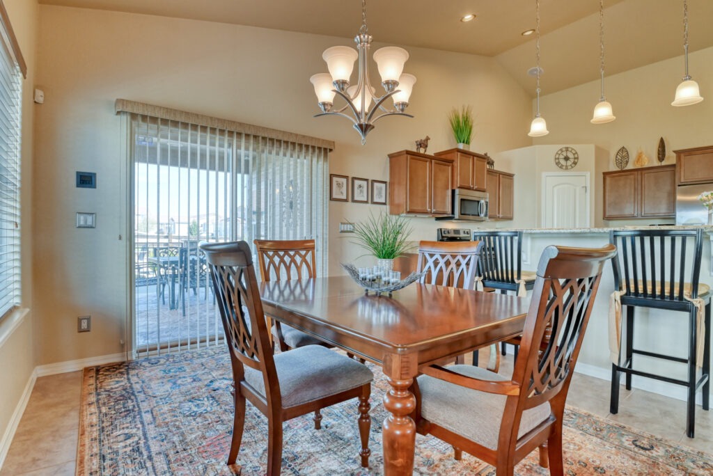 Cascading Spring Cir 17