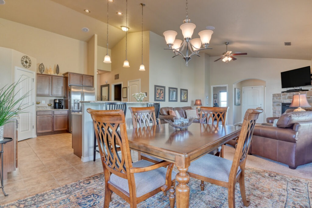 Cascading Spring Cir 18