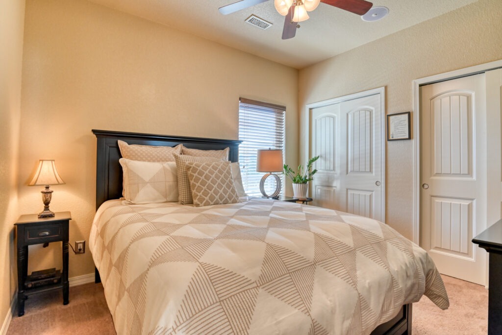 Cascading Spring Cir 32