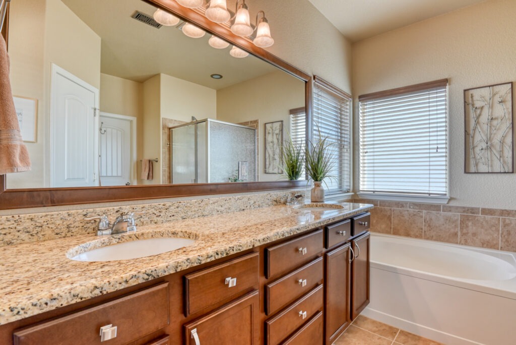 Cascading Spring Cir 42