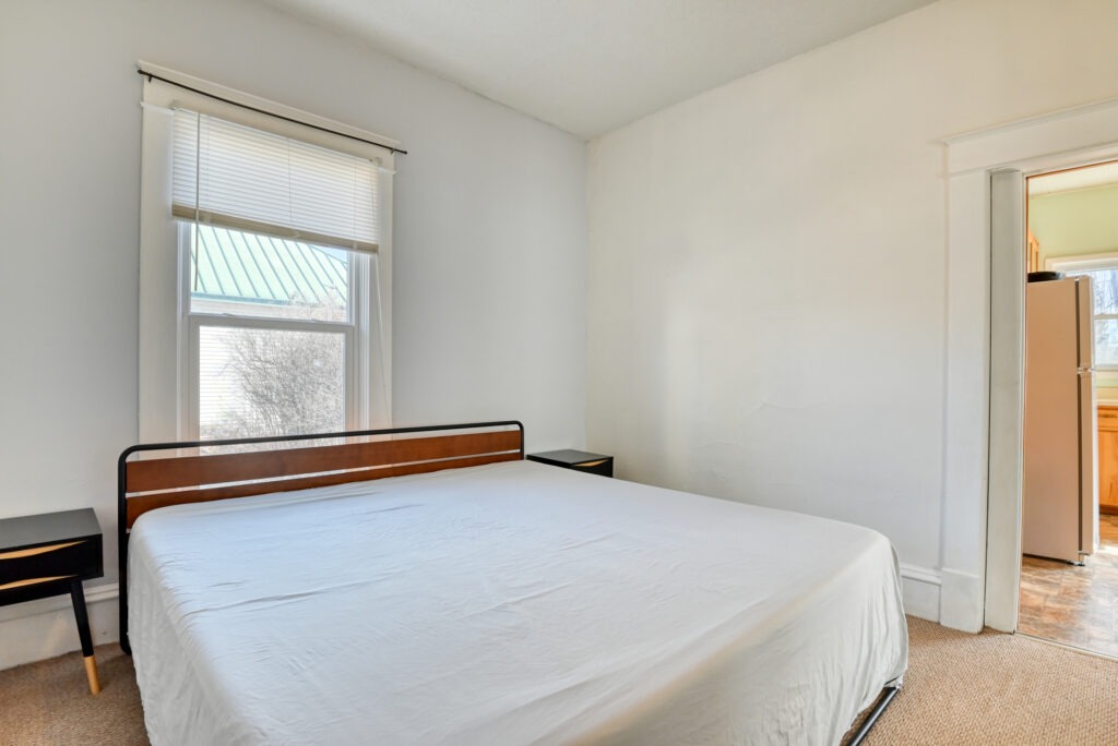 Davis St 31