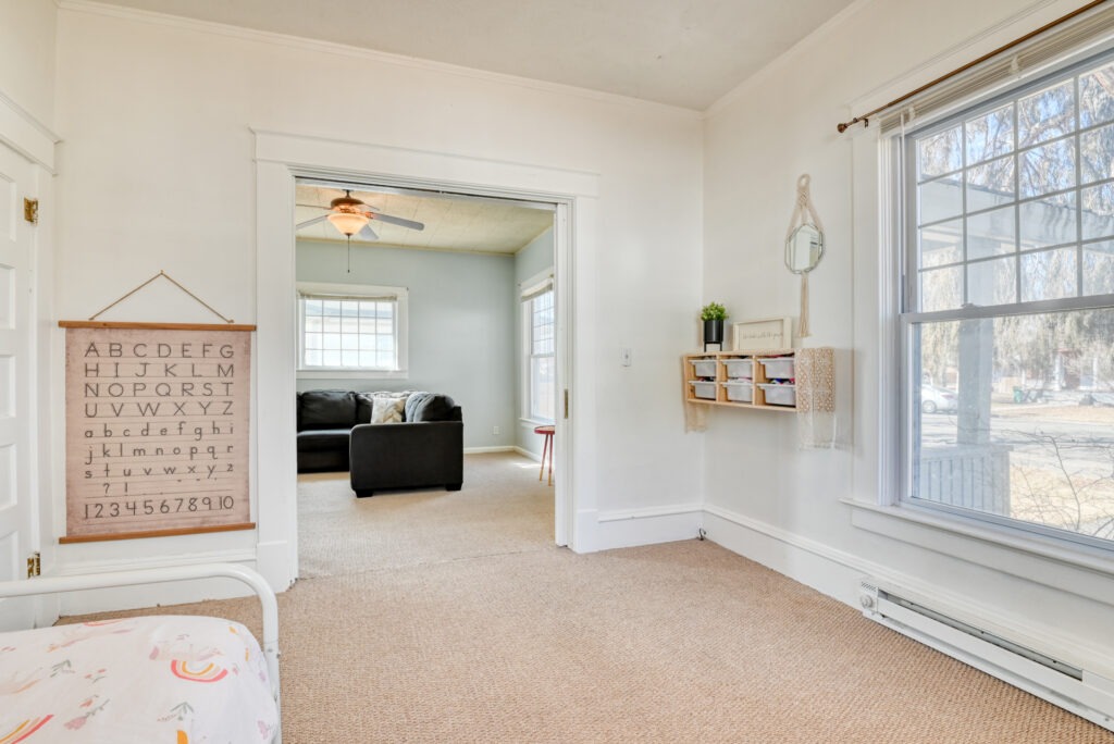 Davis St 36